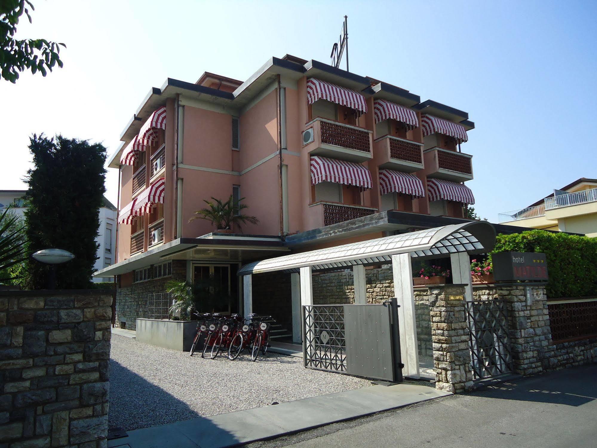 Hotel Matilde Marina di Massa Exterior foto